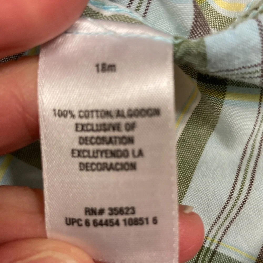 5/$20 Carters 18m shortsleeved button down dress shirt